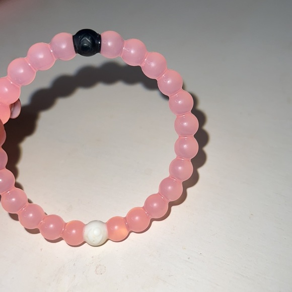 Lokai Pink Breast Cancer Awareness Bracelet - Picture 3 of 5